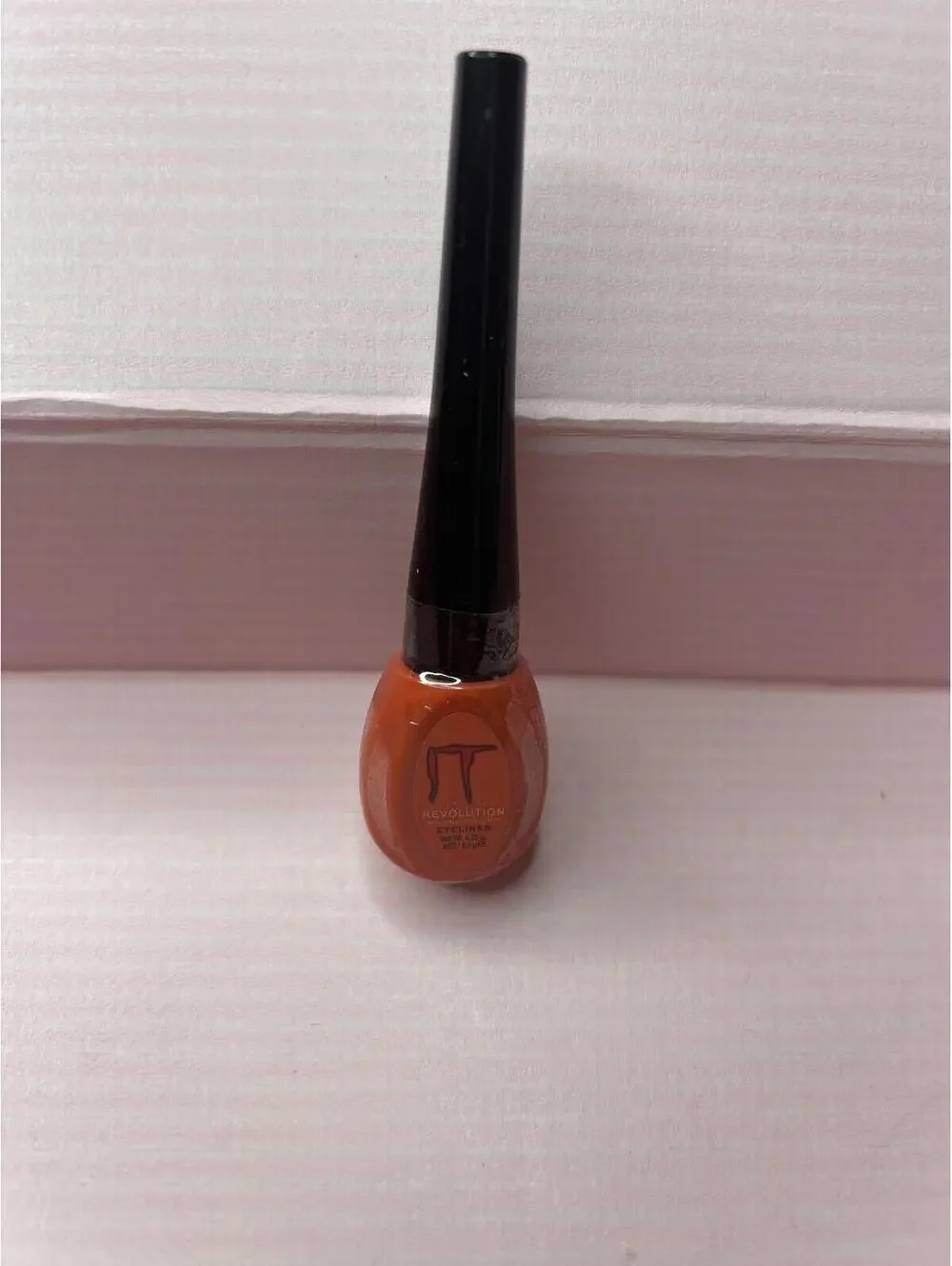Makeup Revolution X IT Beep Beep Richie Red Liner Limited Edition